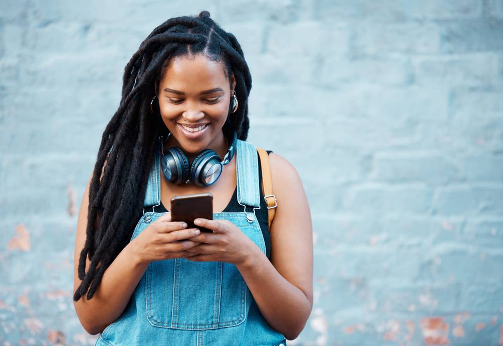 Créatrice de contenu sur les réseaux sociaux