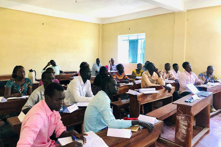 Formation de jeunes en atelier